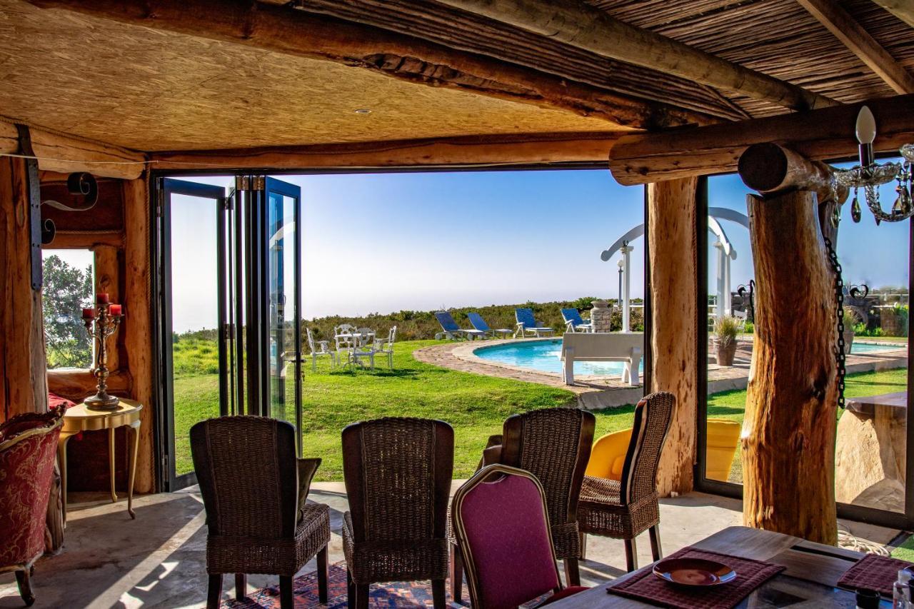 Tniqua Stable Inn Plettenberg Bay Exterior foto
